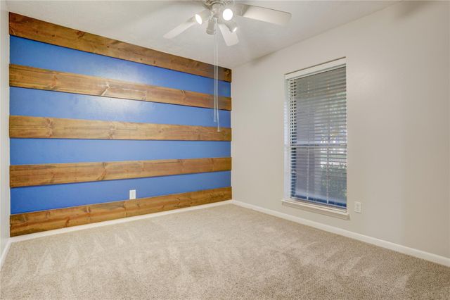 1612 Cypress Hollow Street, Pearland, TX 77581