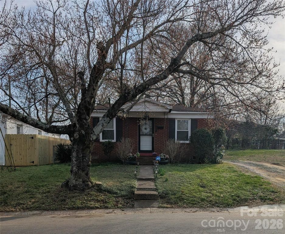 635 Chicago Avenue, Charlotte, NC 28203