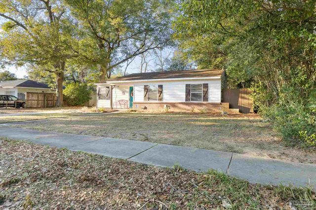 904 E Texar Dr, Pensacola, FL 32503