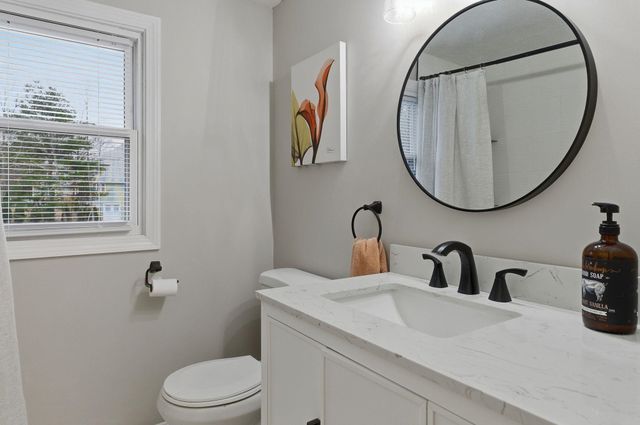 74 Speare Road, Hudson, NH 03051