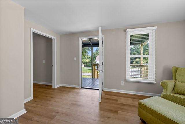 51 E Jones Street, Newnan, GA 30263
