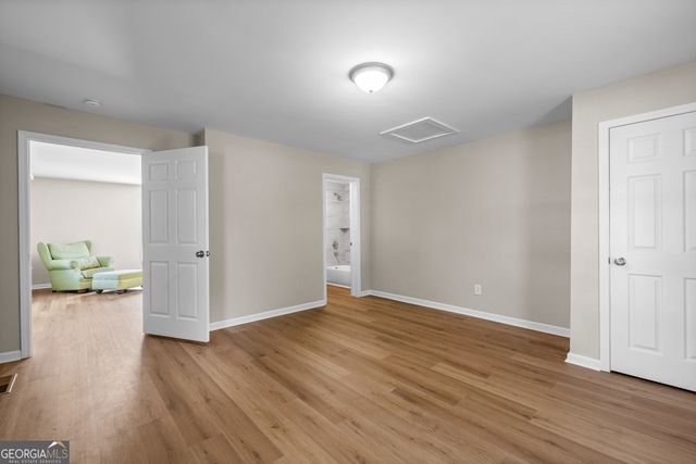 51 E Jones Street, Newnan, GA 30263
