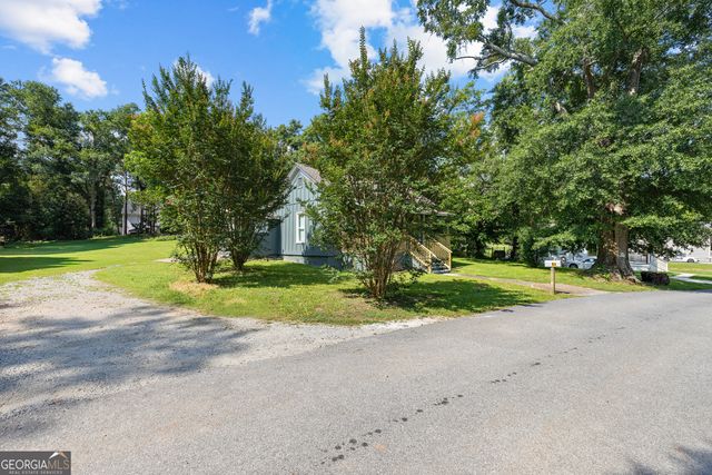 51 E Jones Street, Newnan, GA 30263
