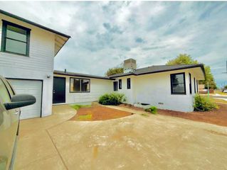 1305 E Fedora Avenue, Fresno, CA 93704