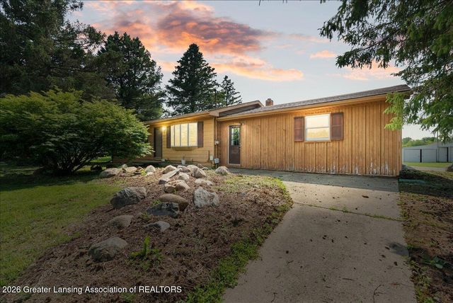1570 S Williamston Road, Dansville, MI 48819