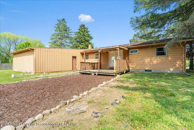 1570 S Williamston Road, Dansville, MI 48819