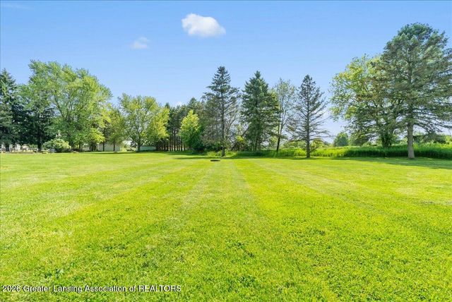 1570 S Williamston Road, Dansville, MI 48819