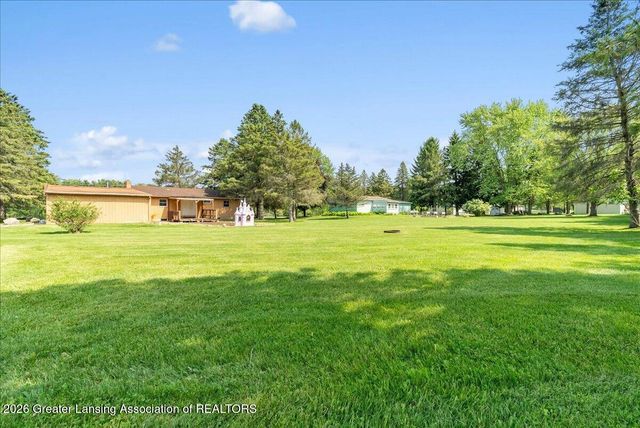 1570 S Williamston Road, Dansville, MI 48819