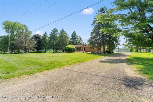 1570 S Williamston Road, Dansville, MI 48819