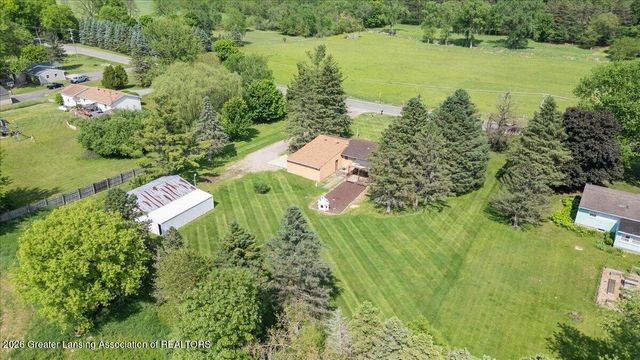 1570 S Williamston Road, Dansville, MI 48819