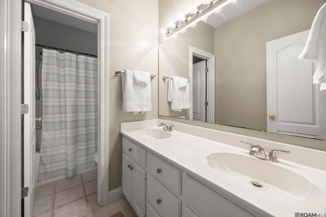 25075 Peplow Rd, Holden, LA 70744