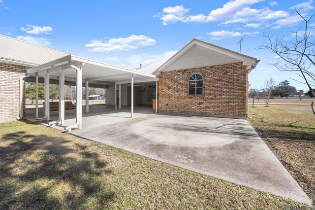 25075 Peplow Rd, Holden, LA 70744