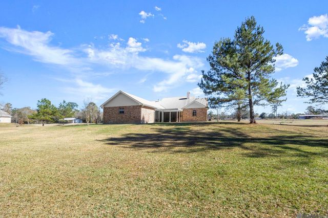 25075 Peplow Rd, Holden, LA 70744