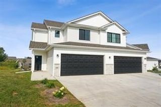 7000 Lake Ridge Avenue 67, Des Moines, IA 50320