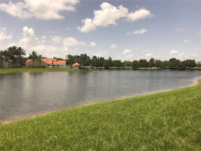 12400 Vista Isles Drive 1421, Sunrise, FL 33325