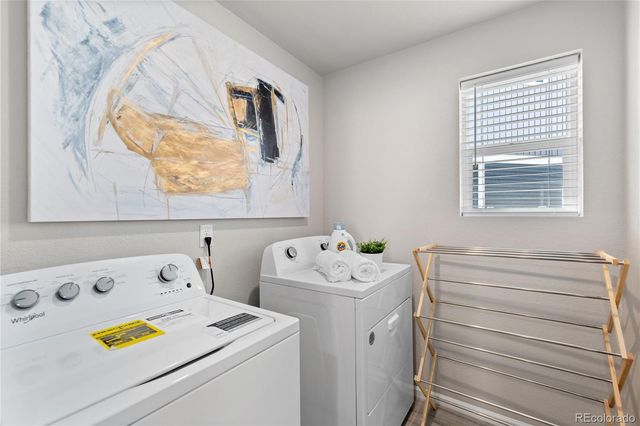 614 Wagon Wheel Way, Bennett, CO 80102