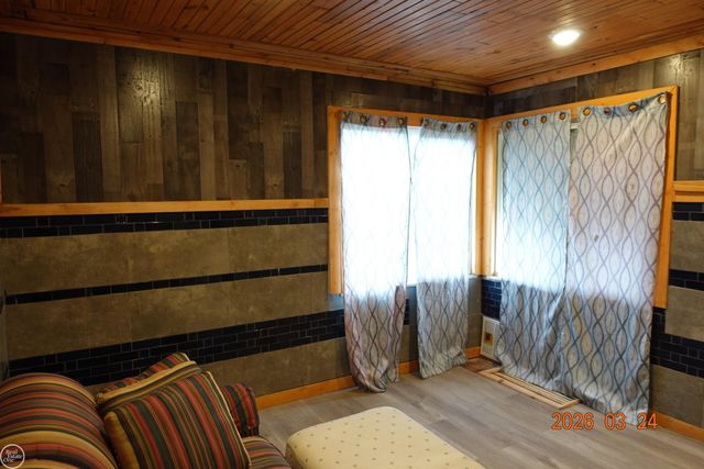 19200 Blackmoor Street, Detroit, MI 48234