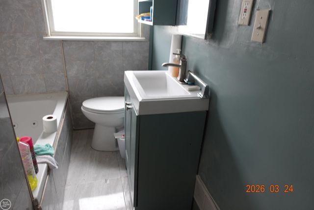 19200 Blackmoor Street, Detroit, MI 48234