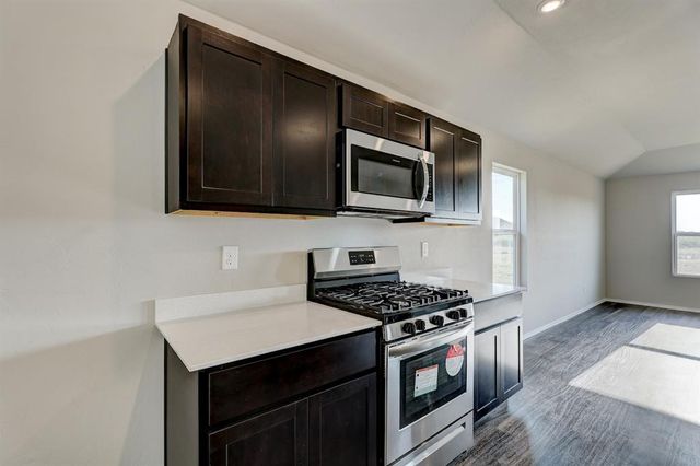 11832 Kameron Way, Yukon, OK 73099