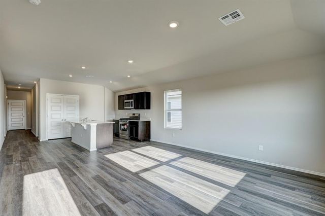 11832 Kameron Way, Yukon, OK 73099