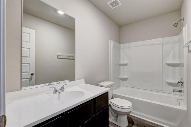 11832 Kameron Way, Yukon, OK 73099