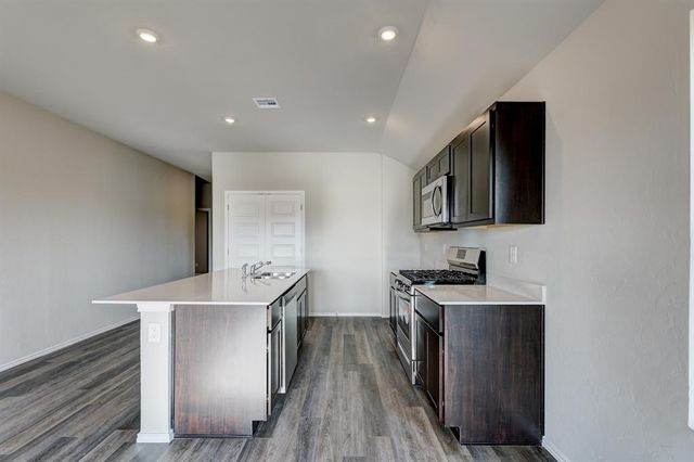 11832 Kameron Way, Yukon, OK 73099