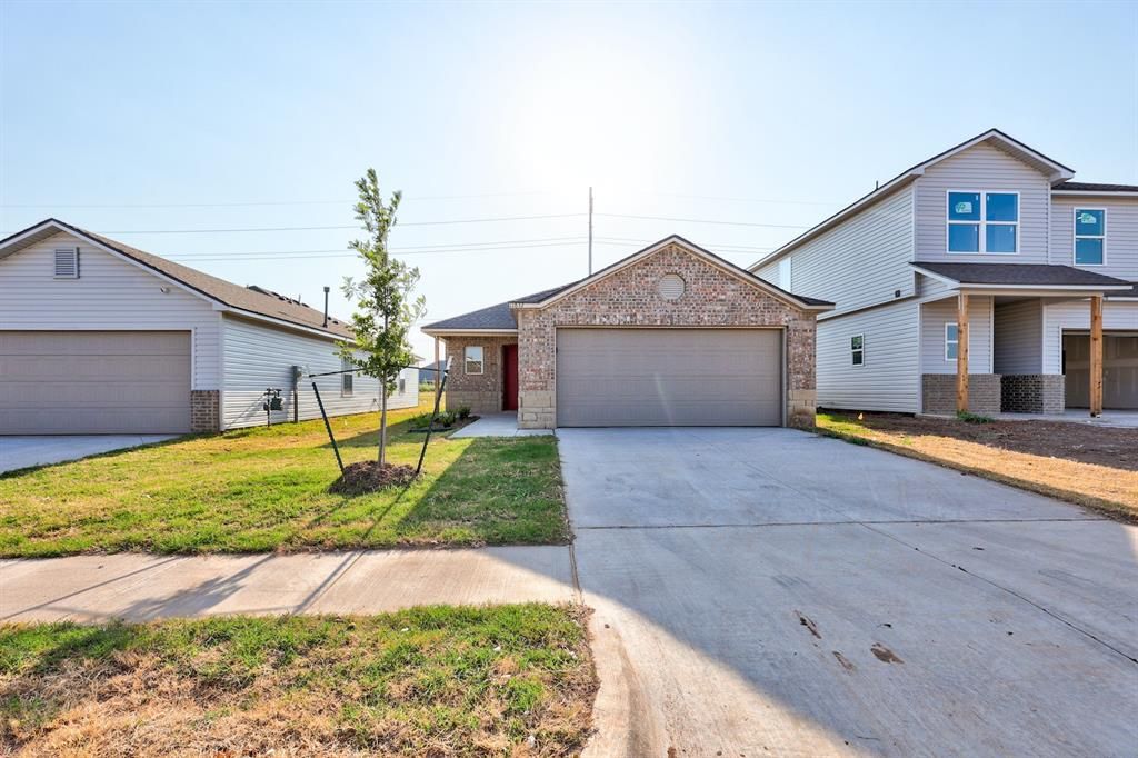 11832 Kameron Way, Yukon, OK 73099
