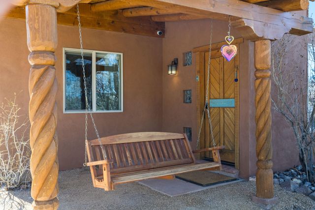 4 Camino Mesteno, Placitas, NM 87043