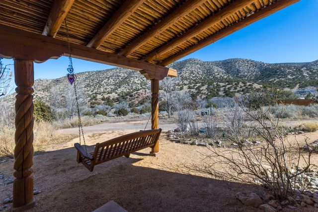 4 Camino Mesteno, Placitas, NM 87043