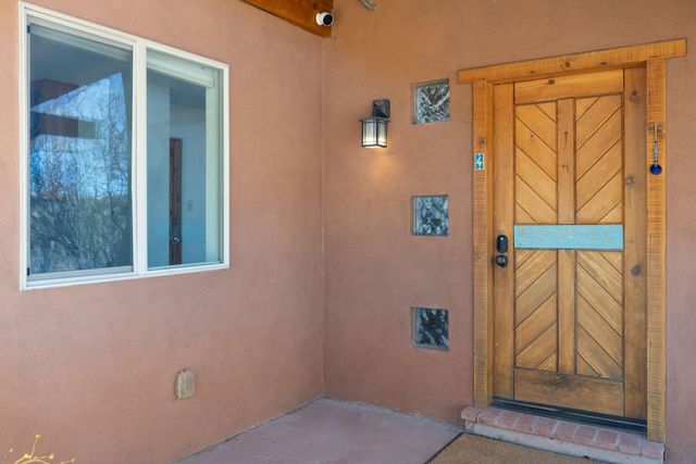 4 Camino Mesteno, Placitas, NM 87043