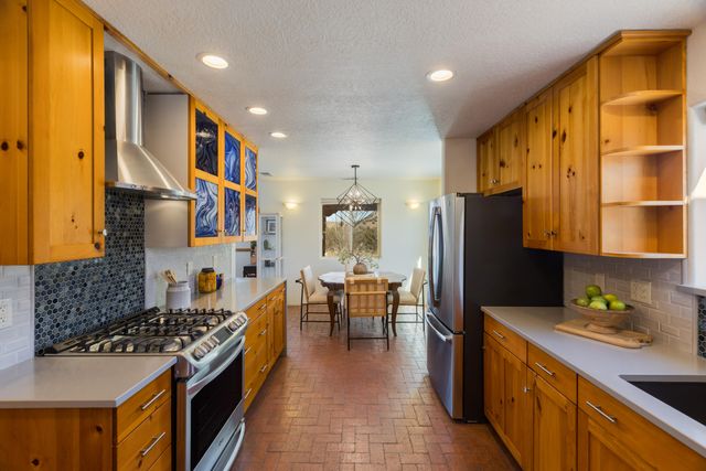 4 Camino Mesteno, Placitas, NM 87043