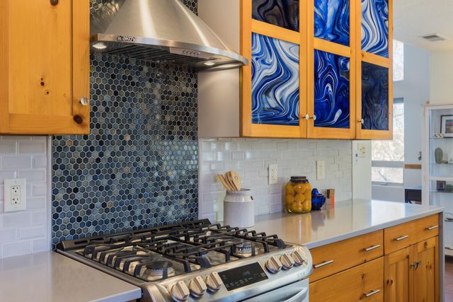 4 Camino Mesteno, Placitas, NM 87043