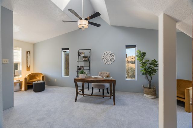 4 Camino Mesteno, Placitas, NM 87043