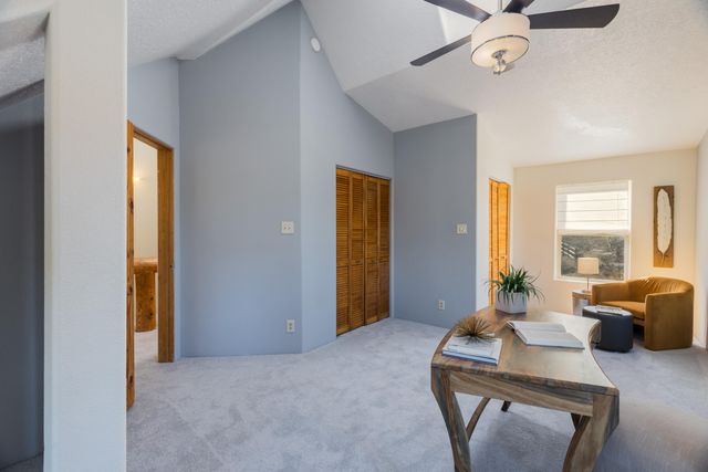 4 Camino Mesteno, Placitas, NM 87043