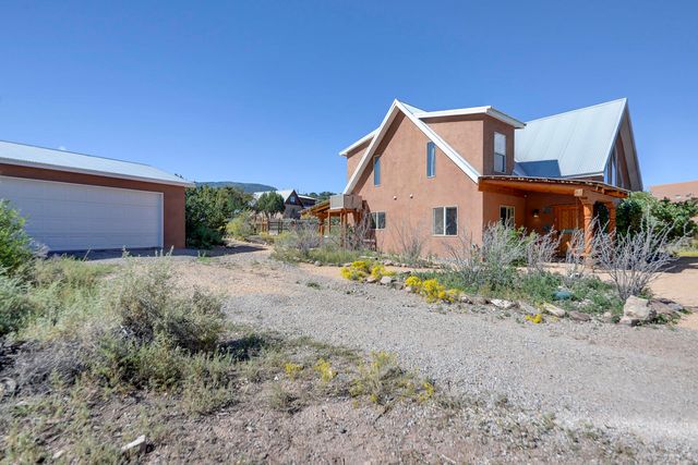 4 Camino Mesteno, Placitas, NM 87043