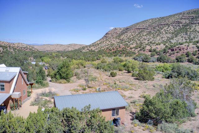 4 Camino Mesteno, Placitas, NM 87043