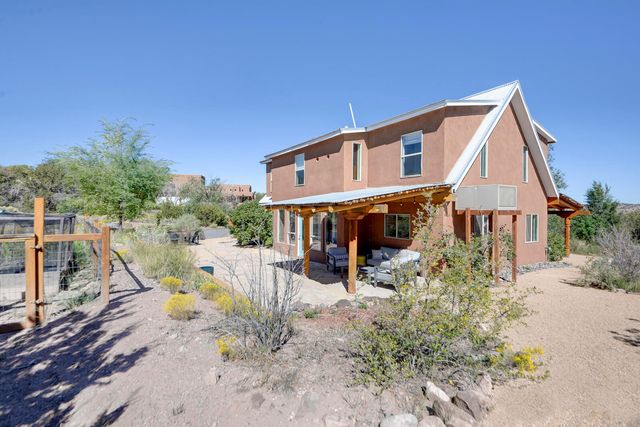 4 Camino Mesteno, Placitas, NM 87043