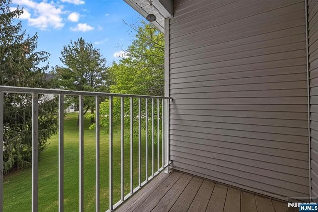 240 Cambridge Court, Clifton, NJ 07014