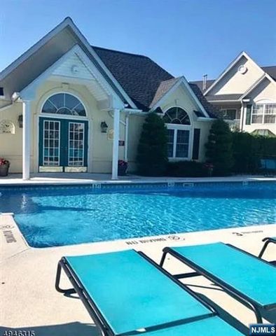 240 Cambridge Court, Clifton, NJ 07014
