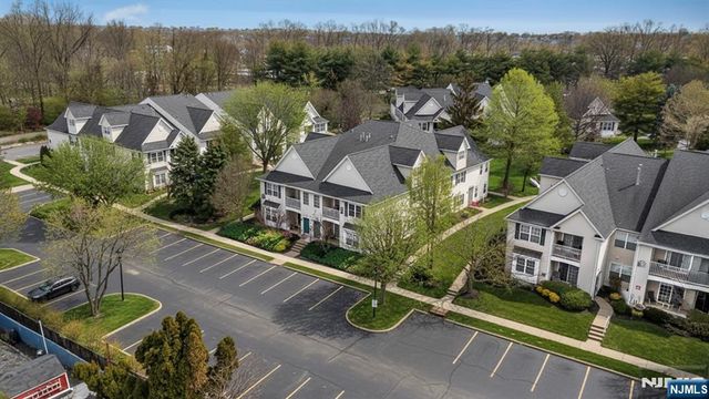240 Cambridge Court, Clifton, NJ 07014