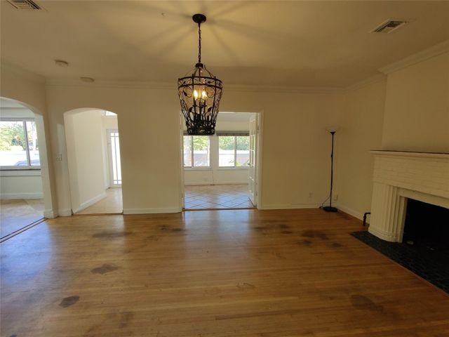 733 NE 18th Avenue, Fort Lauderdale, FL 33304