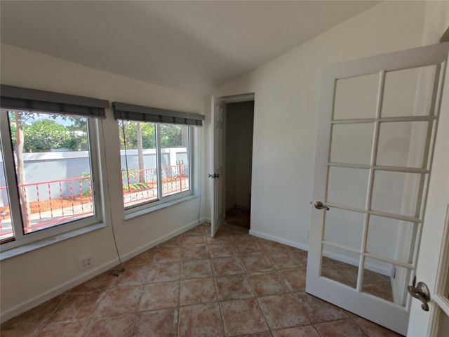 733 NE 18th Avenue, Fort Lauderdale, FL 33304