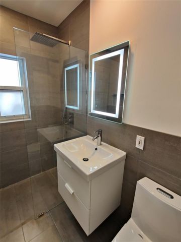 733 NE 18th Avenue, Fort Lauderdale, FL 33304