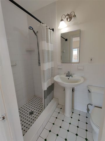 733 NE 18th Avenue, Fort Lauderdale, FL 33304