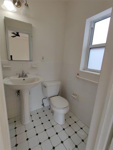 733 NE 18th Avenue, Fort Lauderdale, FL 33304