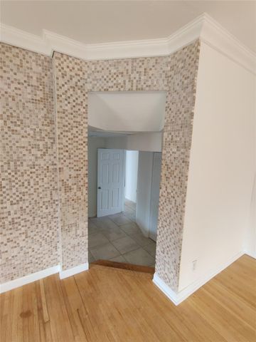 733 NE 18th Avenue, Fort Lauderdale, FL 33304