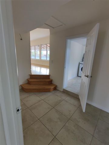 733 NE 18th Avenue, Fort Lauderdale, FL 33304