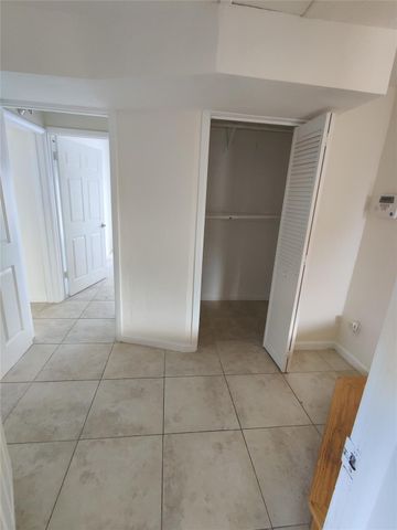 733 NE 18th Avenue, Fort Lauderdale, FL 33304