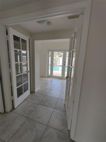 733 NE 18th Avenue, Fort Lauderdale, FL 33304