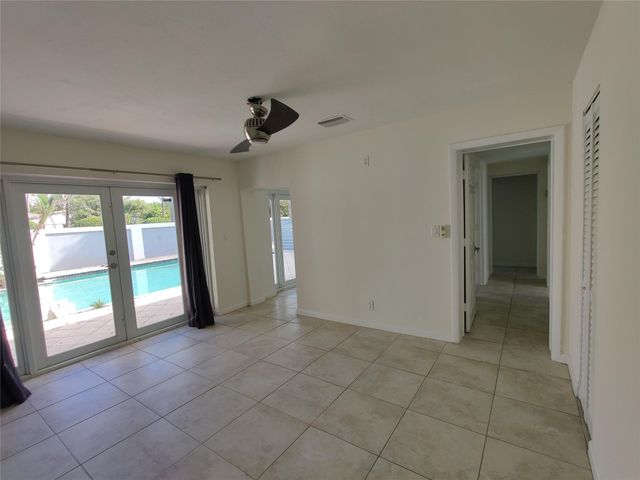 733 NE 18th Avenue, Fort Lauderdale, FL 33304